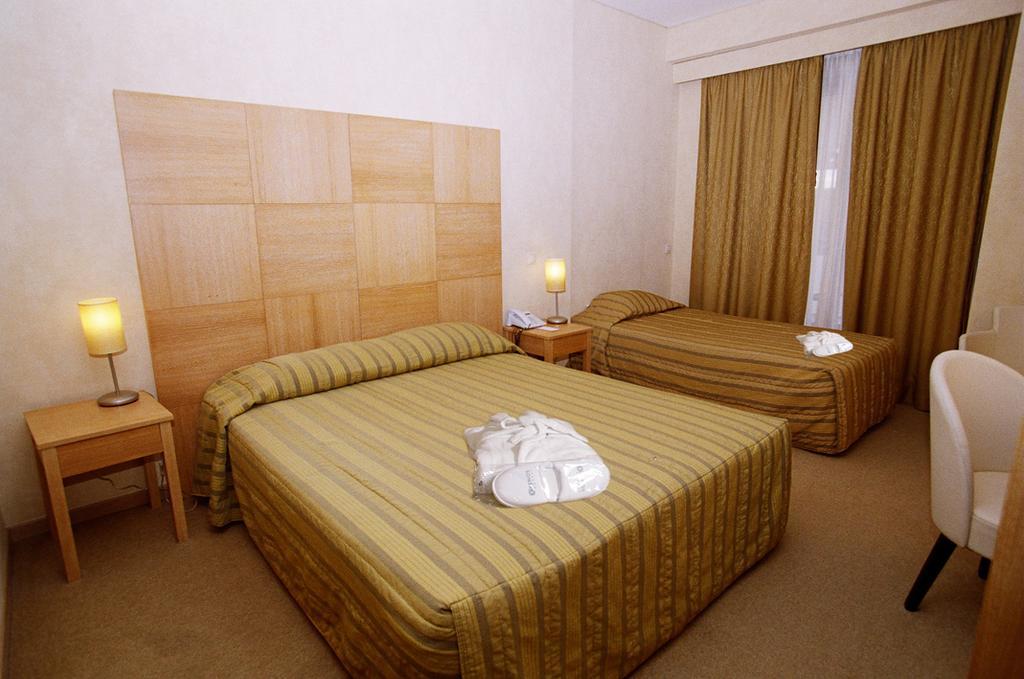 Hotel Lozenge Athens Room photo